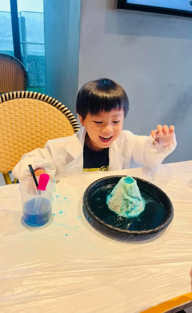 侏羅紀之火山爆發實驗室