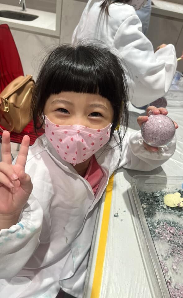 Tr.Vivi親子科學x 台中新光三越