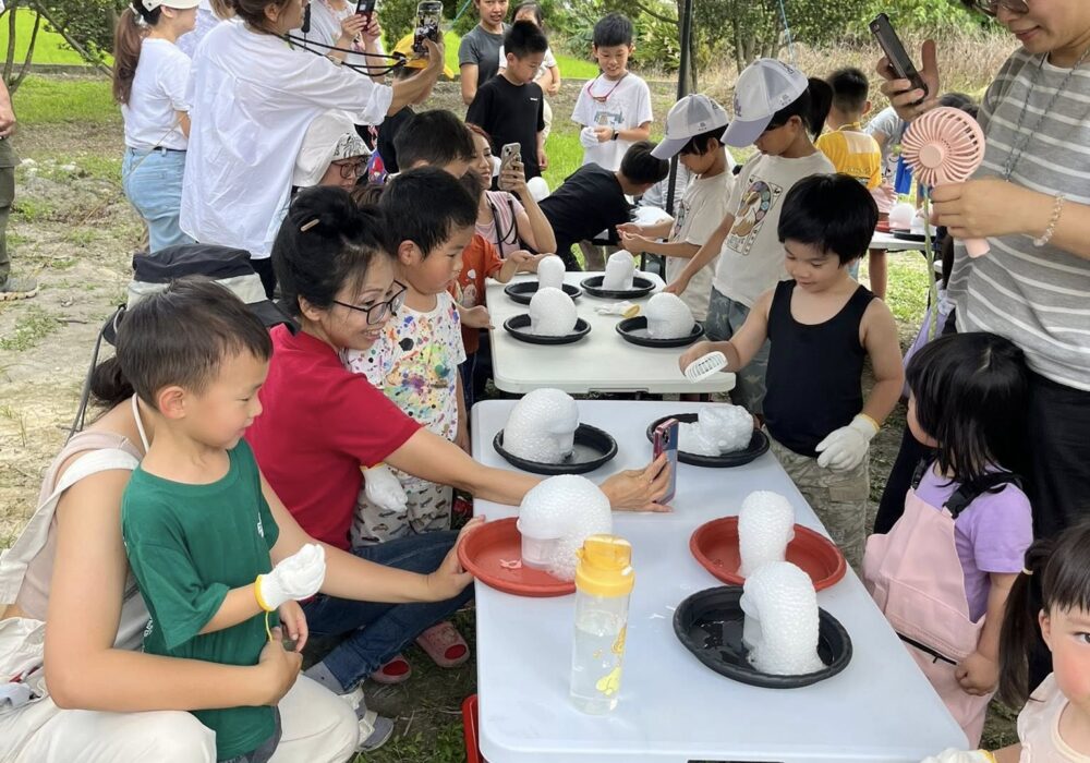 Tr.Vivi親子科學x 土雞老師控窯